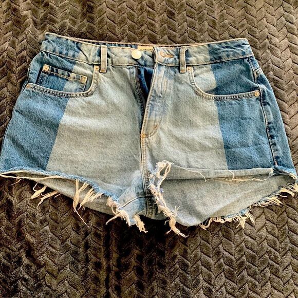Garage Two Toned Jean Shorts - Picture 1 of 4